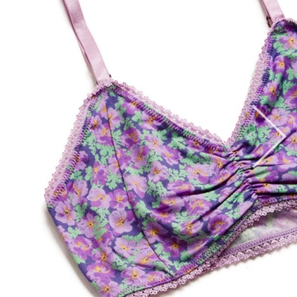 ISO! Spell Wildflowers Bra